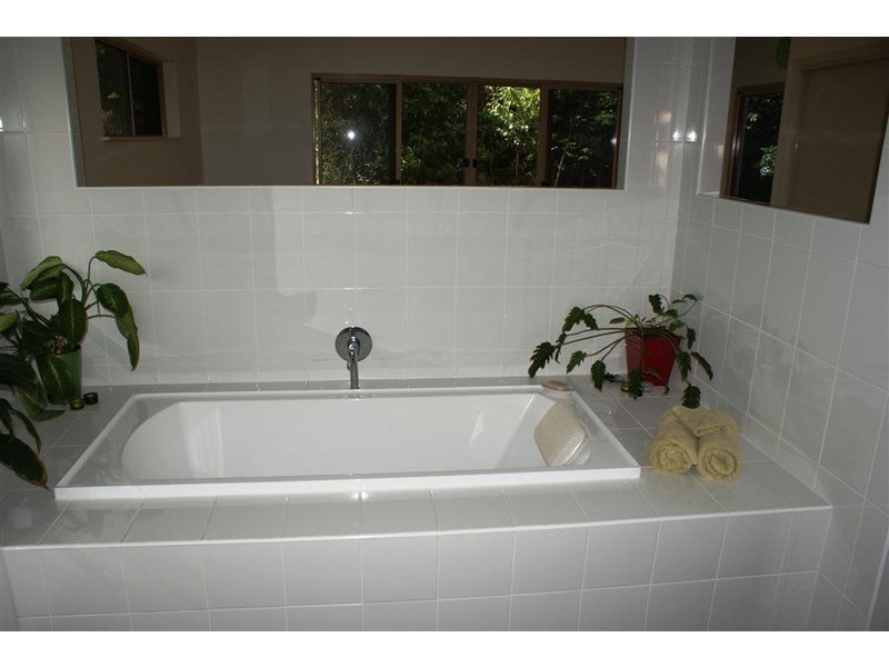 3 Sanctuary Crescent, Wongaling Beach QLD 4852