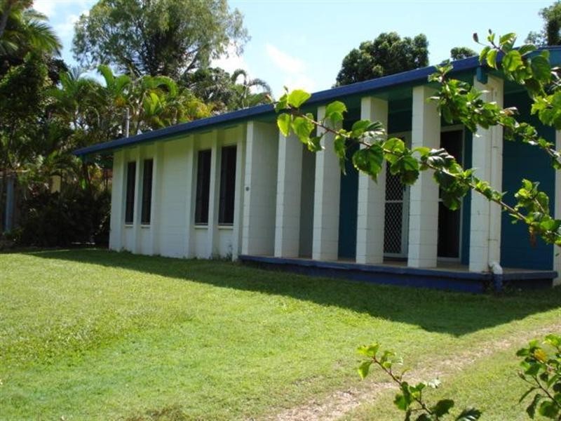 Mission Beach QLD 4852