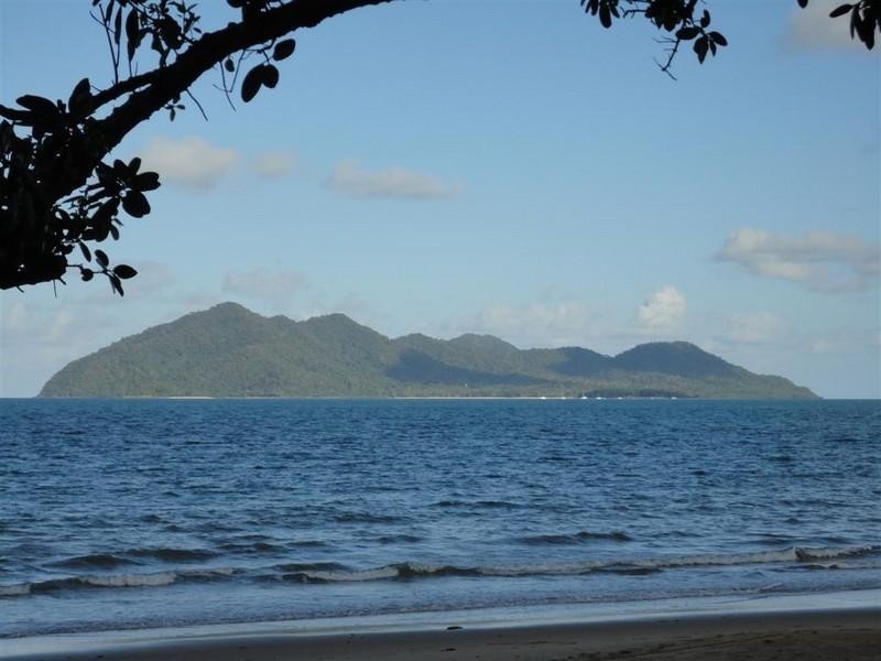 2/135 Reid Road, Mission Beach QLD 4852