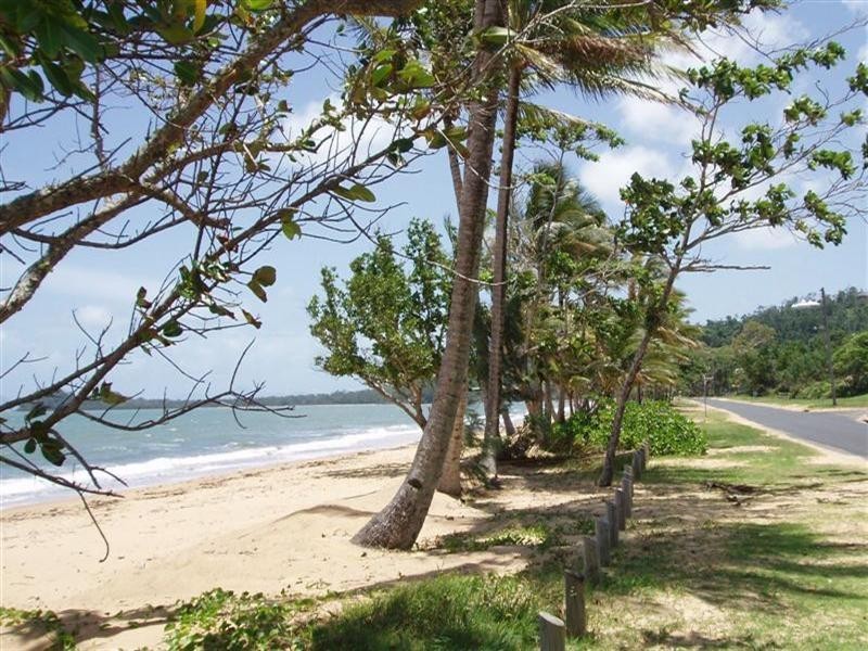 Mission Beach QLD 4852