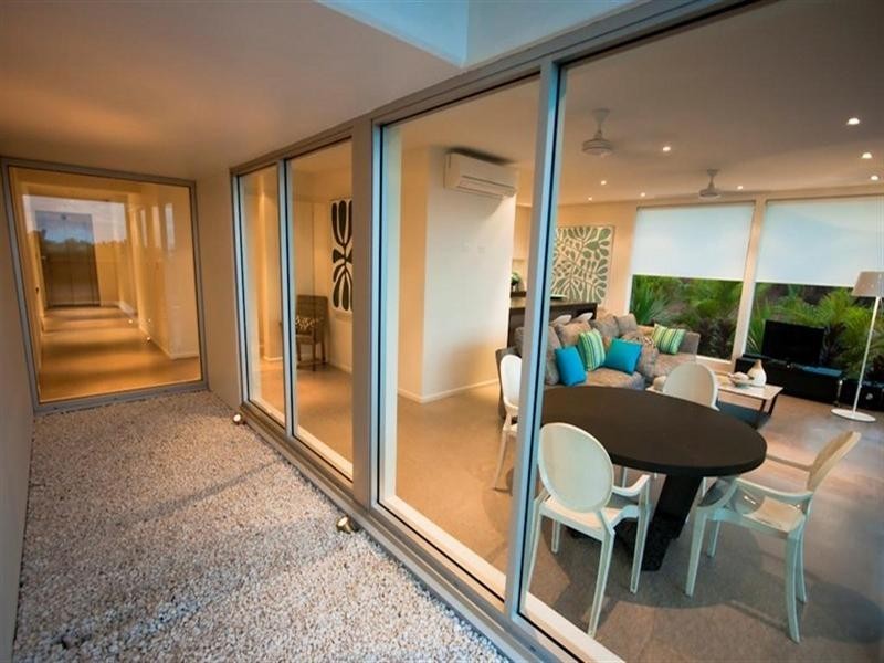 4/2 Coonanglebah Close, Mission Beach QLD 4852