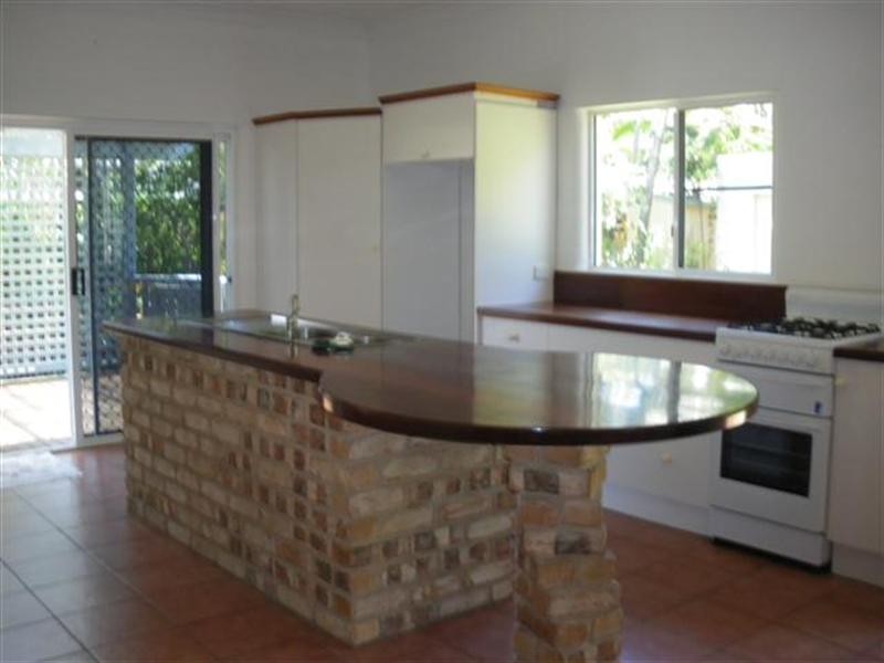 7 Kwila Street, Mission Beach QLD 4852