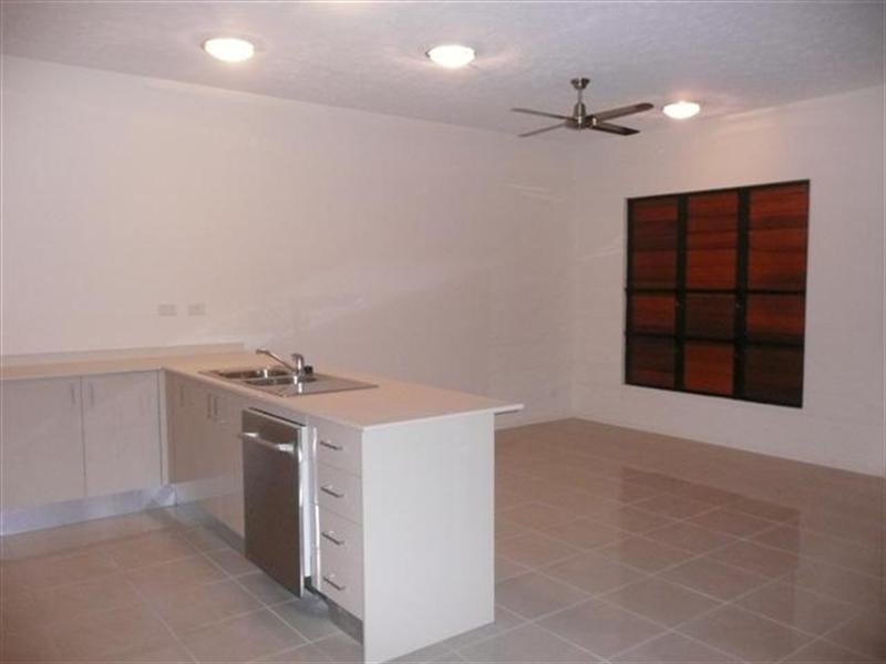 1/54-56 Mariner Drive, Mission Beach QLD 4852