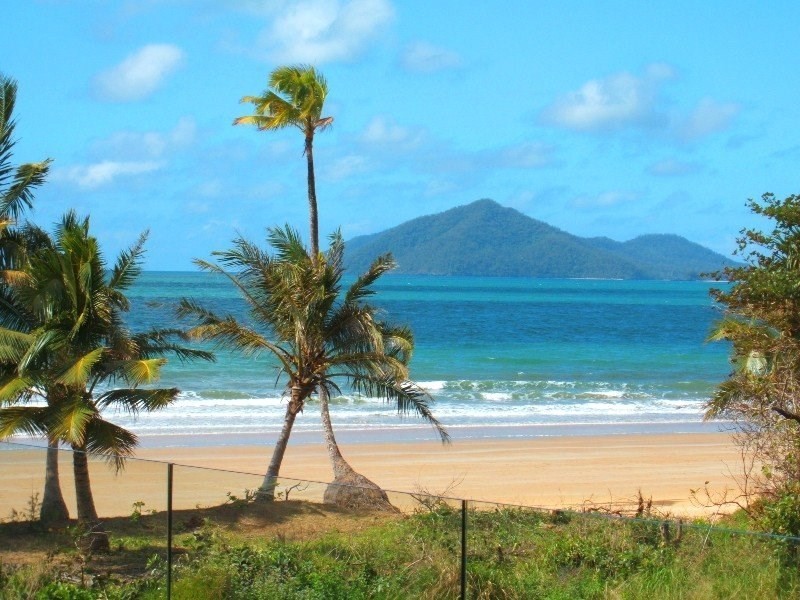 Mission Beach QLD 4852