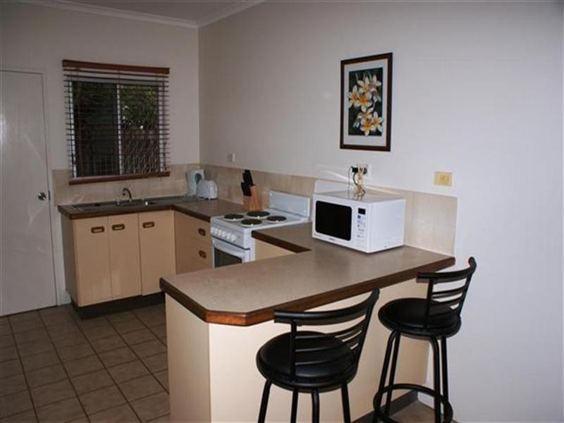 2/16 Wongaling Beach Road, Wongaling Beach QLD 4852