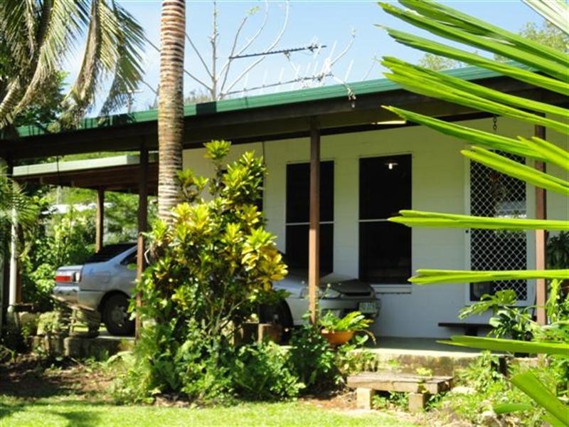 Mission Beach QLD 4852