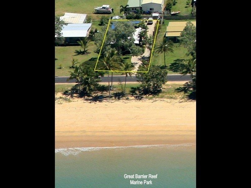 84 Kennedy Esplanade, South Mission QLD 4852