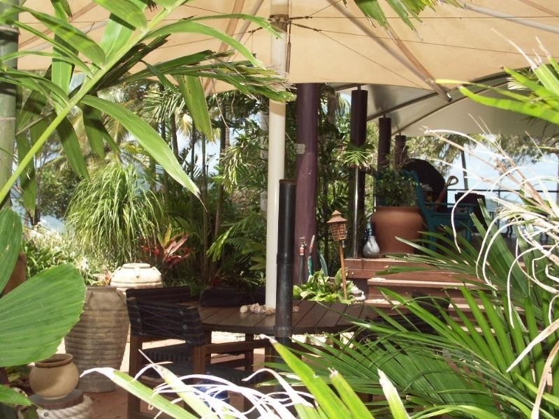 84 Kennedy Esplanade, South Mission QLD 4852