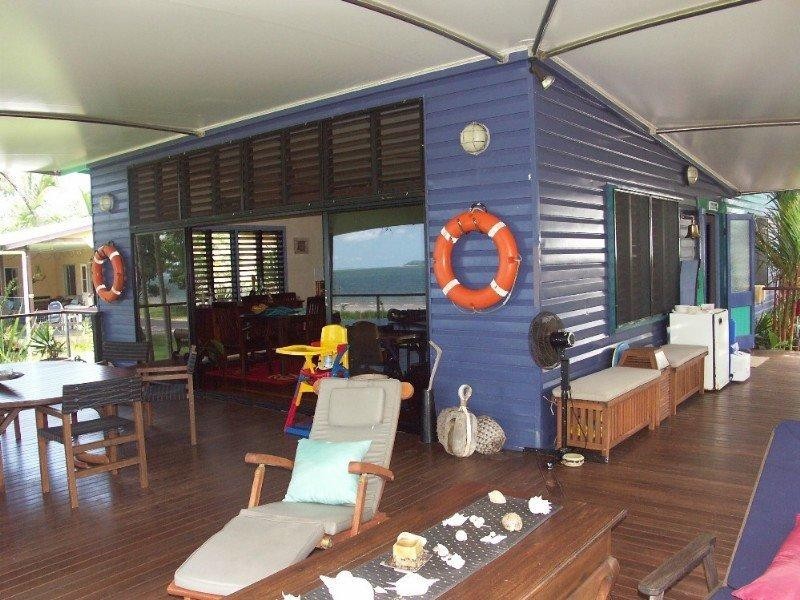 84 Kennedy Esplanade, South Mission QLD 4852