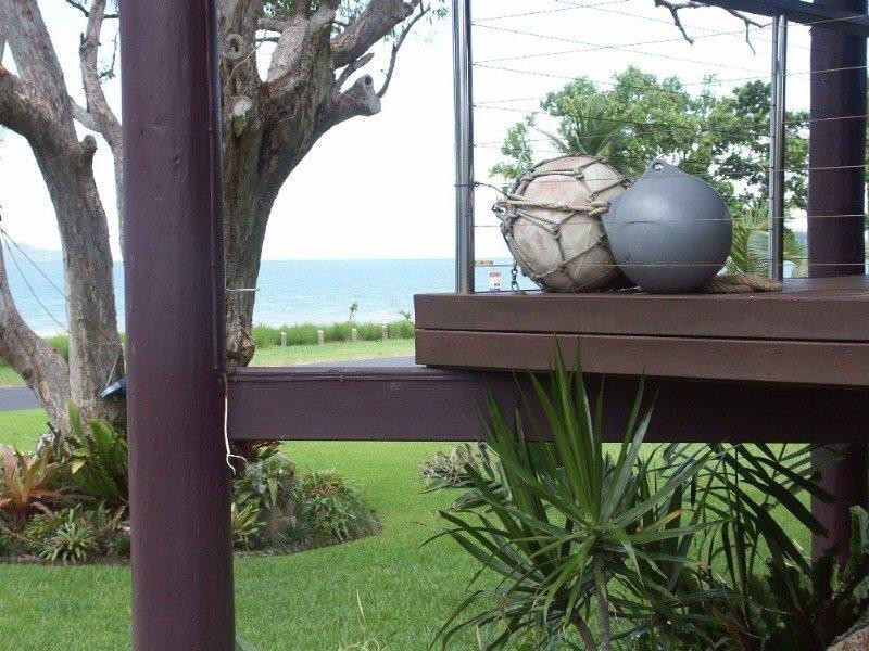 84 Kennedy Esplanade, South Mission QLD 4852