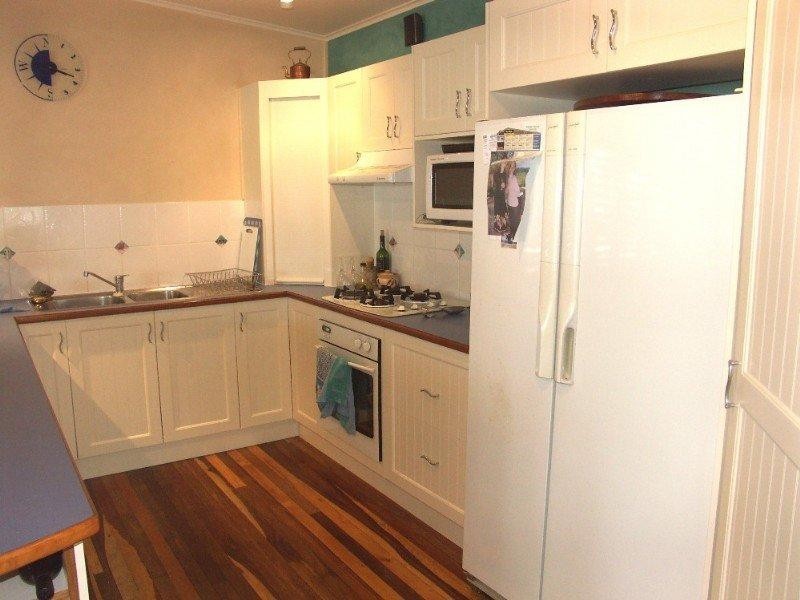 84 Kennedy Esplanade, South Mission QLD 4852