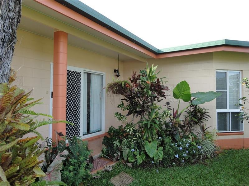 18 Kent Close, Mission Beach QLD 4852