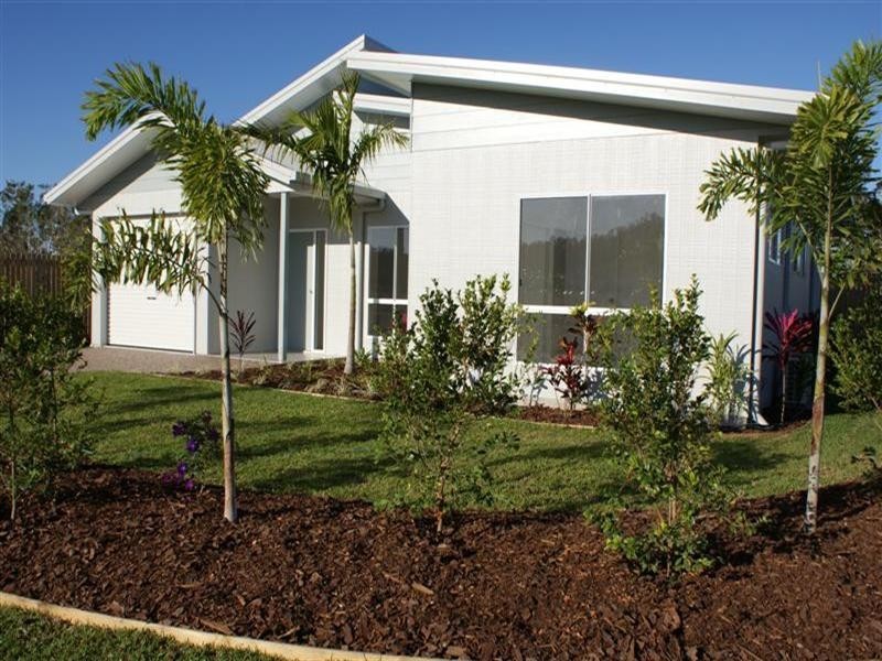 2 Shore Street, Wongaling Beach QLD 4852