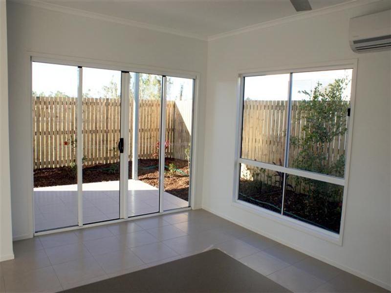 2 Shore Street, Wongaling Beach QLD 4852