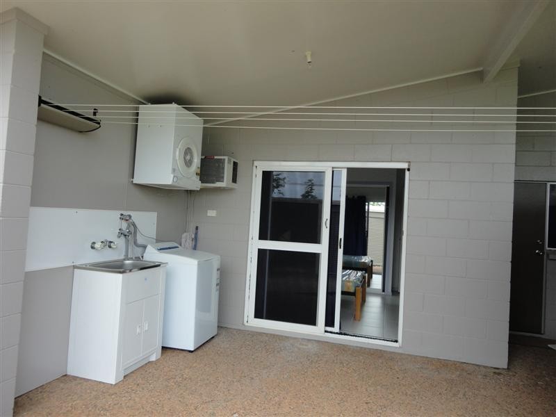 5 Derby Terrace, Mission Beach QLD 4852