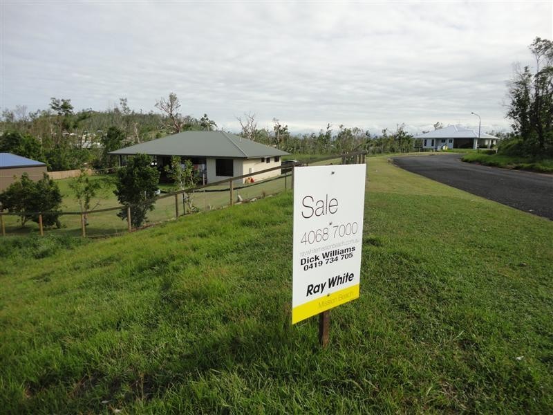 22 The Boulevard, South Mission QLD 4852