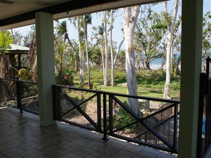 Mission Beach QLD 4852