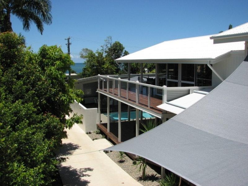 Mission Beach QLD 4852