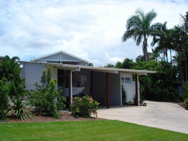 Mission Beach QLD 4852