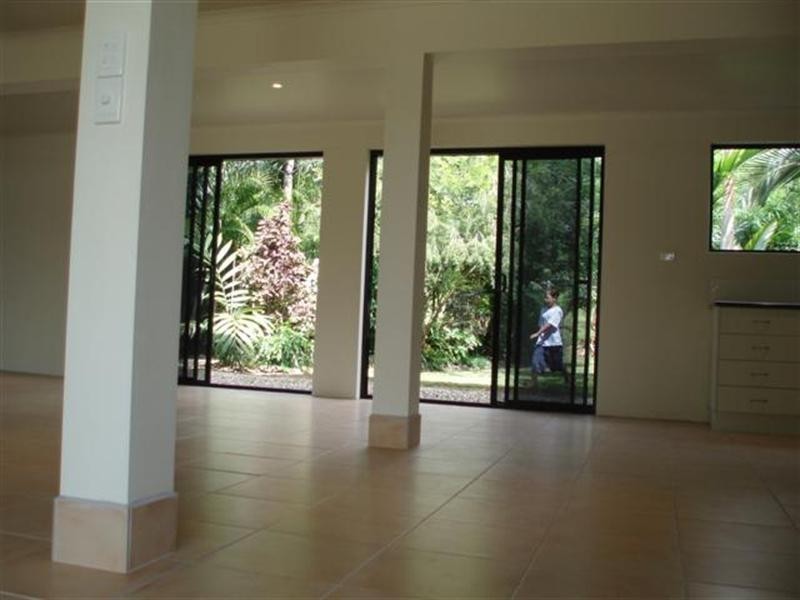 16 Porter Promenade, Mission Beach QLD 4852