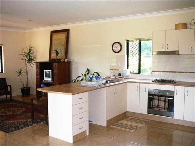 9 Oceanview Drive, Wongaling Beach QLD 4852