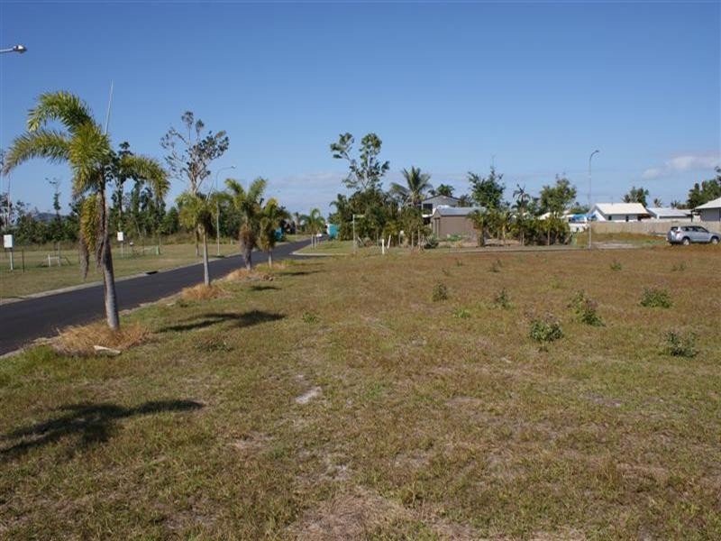 Mission Beach QLD 4852