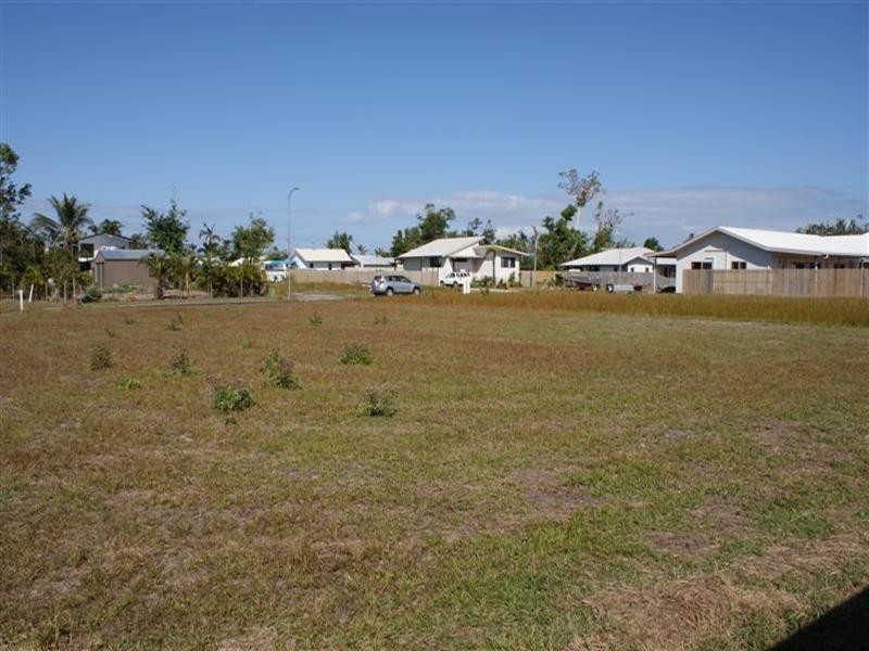 Mission Beach QLD 4852