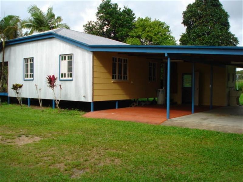 174 Tully – Mission Beach Road, Tully QLD 4854