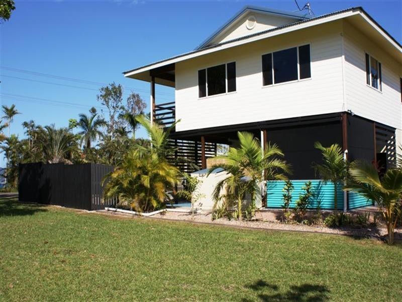 Mission Beach QLD 4852