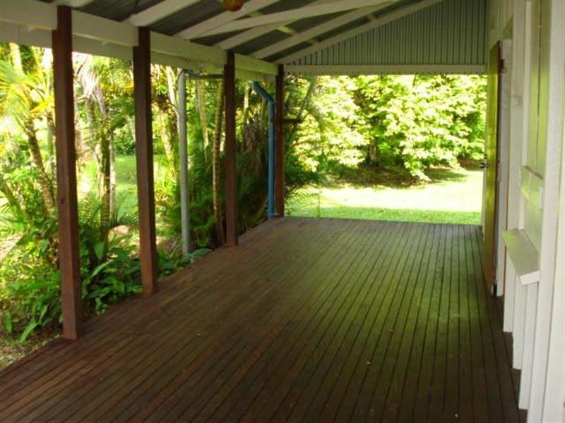 174 Tully – Mission Beach Road (Rural), Tully QLD 4854