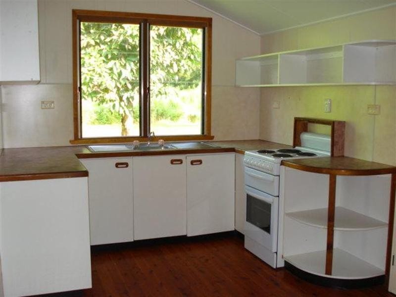 174 Tully – Mission Beach Road (Rural), Tully QLD 4854