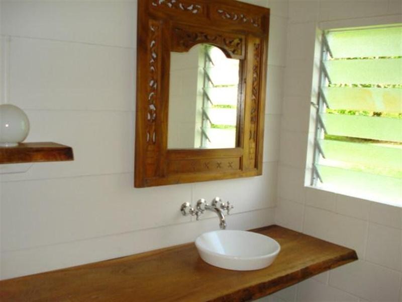 174 Tully – Mission Beach Road (Rural), Tully QLD 4854