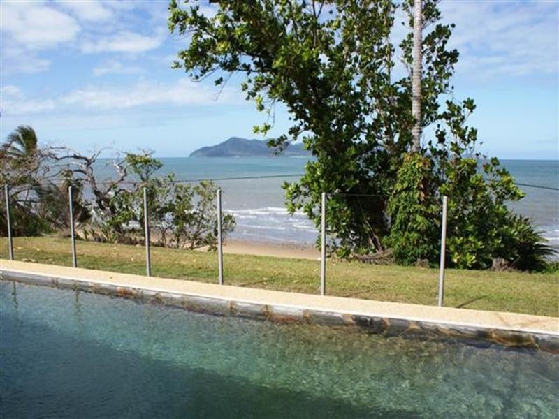 Mission Beach QLD 4852