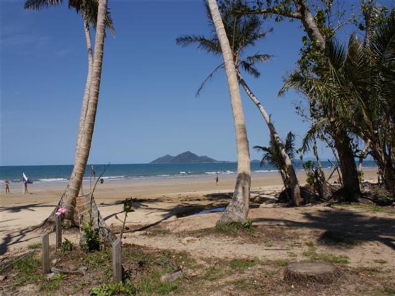 Mission Beach QLD 4852