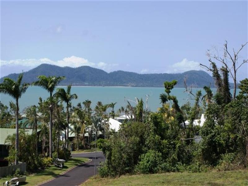 Mission Beach QLD 4852