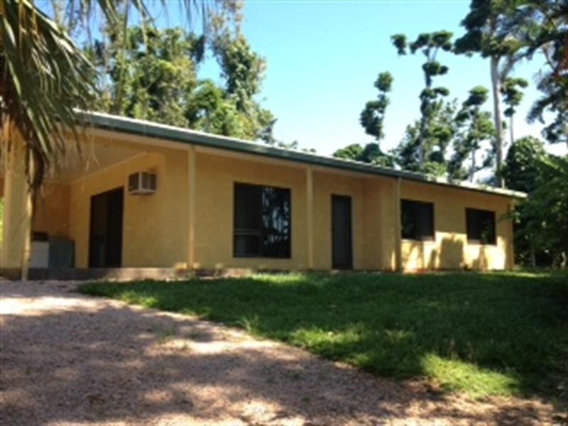 627 Bingil Bay Road, Bingil Bay QLD 4852