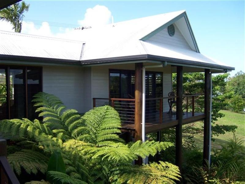 Carmoo QLD 4852
