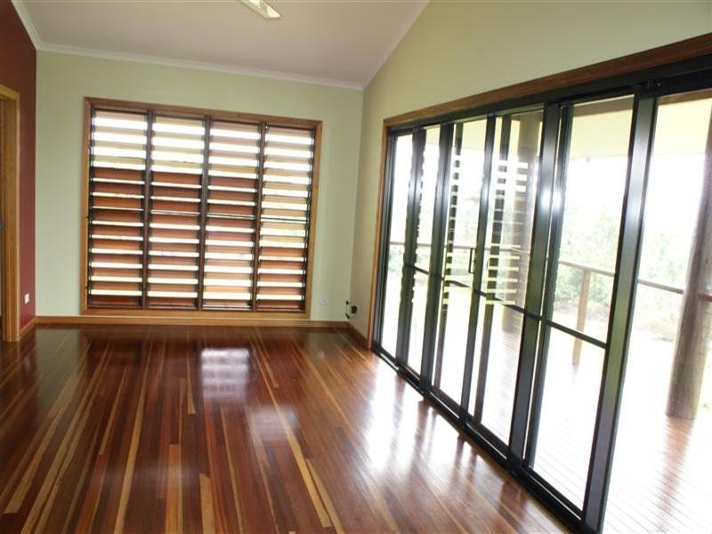 Carmoo QLD 4852