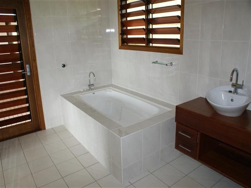 Carmoo QLD 4852
