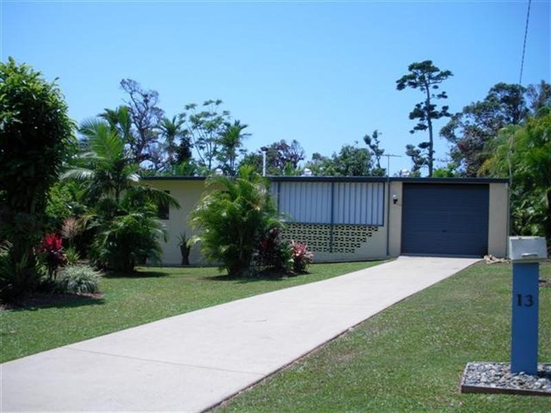 13 Webb Court, Bingil Bay QLD 4852