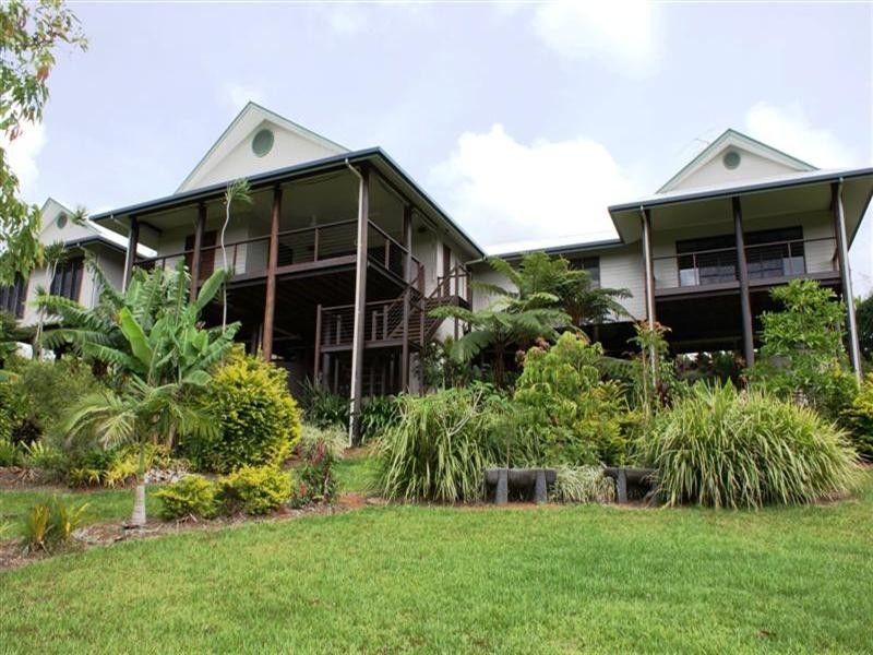 Mission Beach QLD 4852