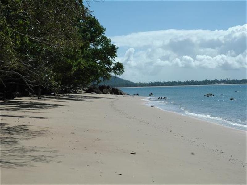 Mission Beach QLD 4852
