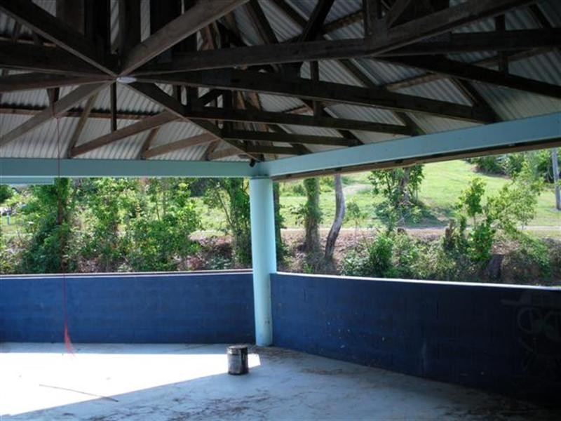 2 Commodore Street, Mission Beach QLD 4852