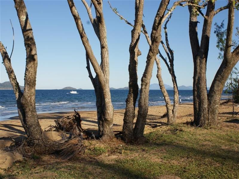 Mission Beach QLD 4852