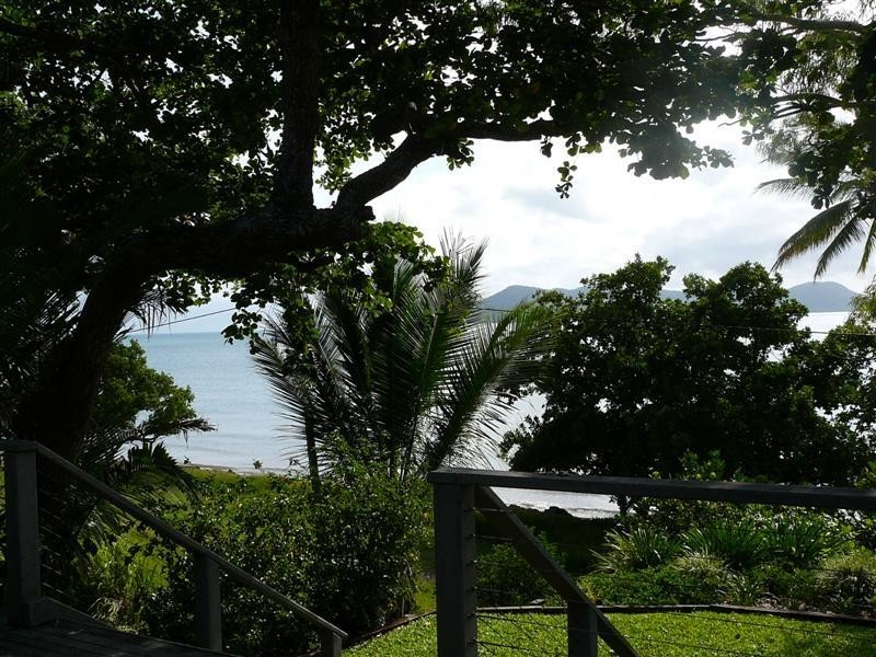 Mission Beach QLD 4852