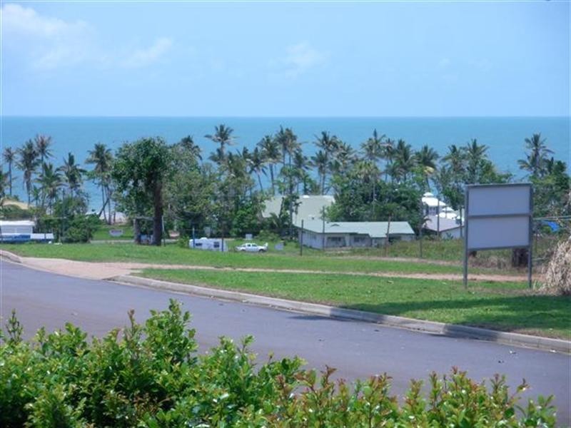 Mission Beach QLD 4852