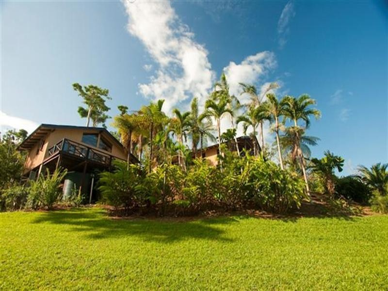 193 Alexander Drive, Mission Beach QLD 4852