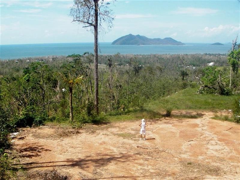 Mission Beach QLD 4852