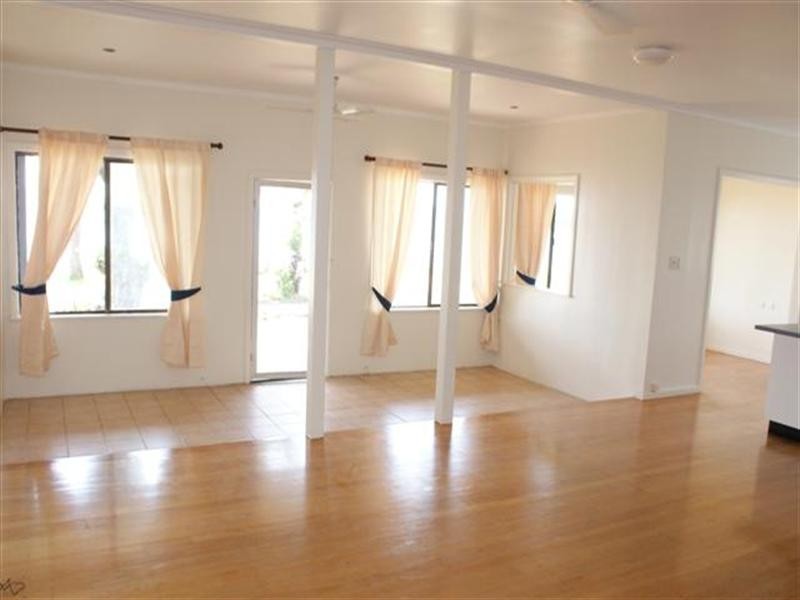 14 Kennedy Esplanade, South Mission QLD 4852