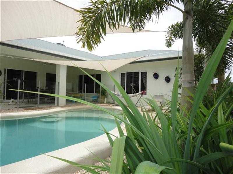 39 MIDSHIPMAN Street, South Mission QLD 4852